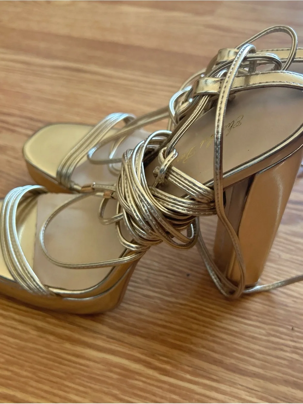 Gold Elisabet Tang Block heel super sexy lace up gladiator heels 4”+ size 7 EUC